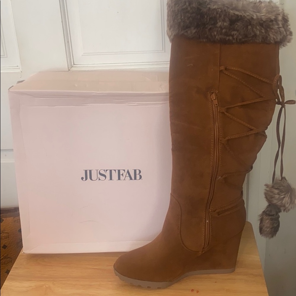 Heel boots